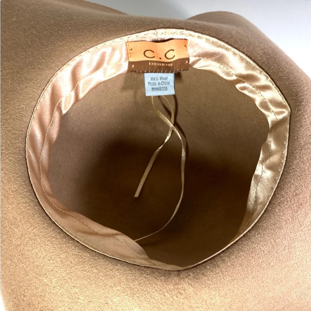 C.C. Exclusives 100% Wool Wide Brim Beige Hat L Western Boho Cowgirl Modern - Picture 3 of 7